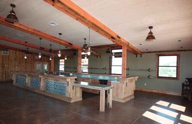 Helwig-Tasting-Room-a